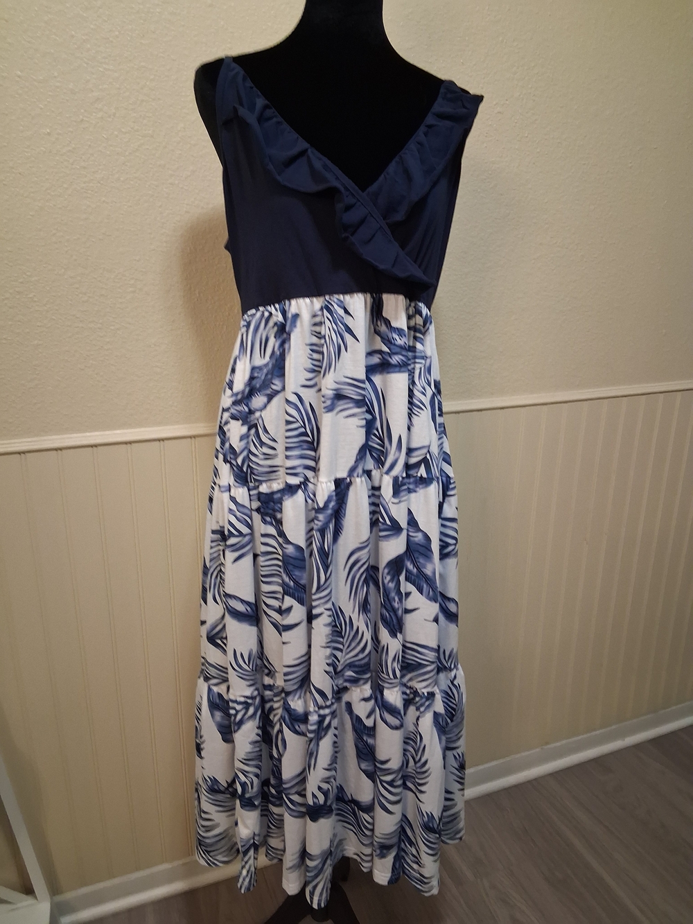 PatPat Navy and White Tropical Leaf Maxi Dress